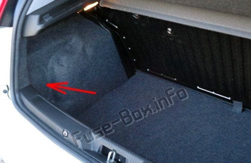The location of the fuses in the trunk: Fiat Punto (2014, 2015, 2016, 2017, 2018, 2019)