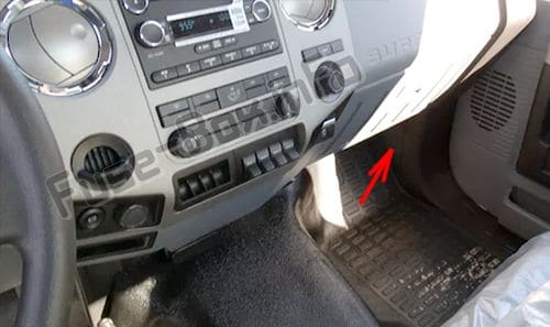 The location of the fuses in the passenger compartment: Ford F-650, F-750 (2017, 2018, 2019-...)