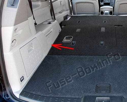 The location of the fuses in the trunk: Honda Pilot (2009-2015)