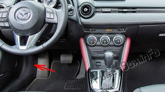The location of the fuses in the passenger compartment: Mazda CX-3 (2015-2019-...)