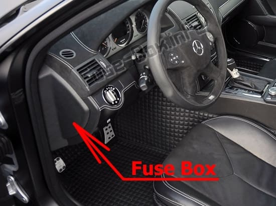 The location of the fuses in the passenger compartment: Mercedes-Benz C-Class (W204; 2008-2014)