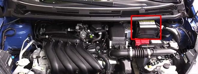 The location of the fuses in the engine compartment: Nissan Versa Note / Note (2013-2018)
