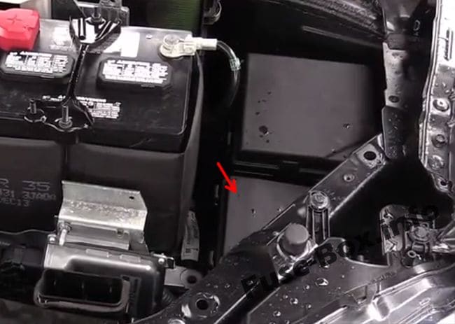 The location of the fuses in the engine compartment: Nissan X-Trail (2013-2018)