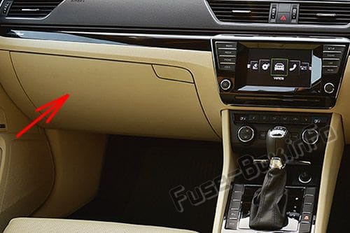 The location of the fuses in the passenger compartment (RHD): The location of the fuses in the passenger compartment: Skoda Superb (2015-2019)
