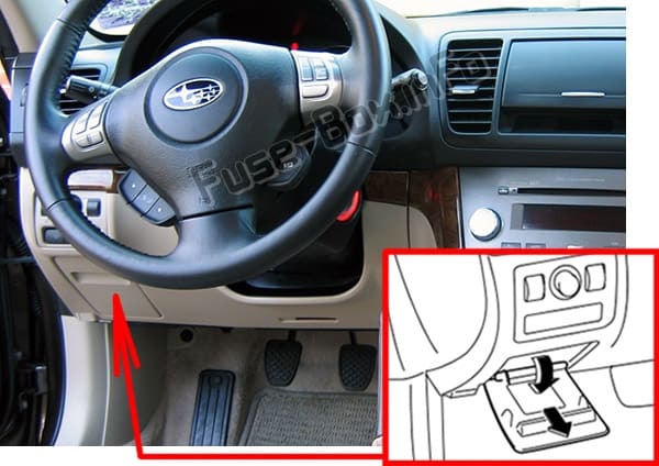 The location of the fuses in the passenger compartment: Subaru Legacy (2005-2009)