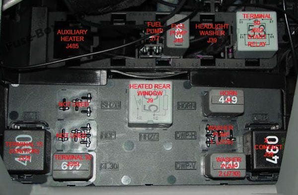 Relay carriers under driver side dash panel: Volkswagen Passat B6 (2005, 2006, 2007, 2008, 2009, 2010)
